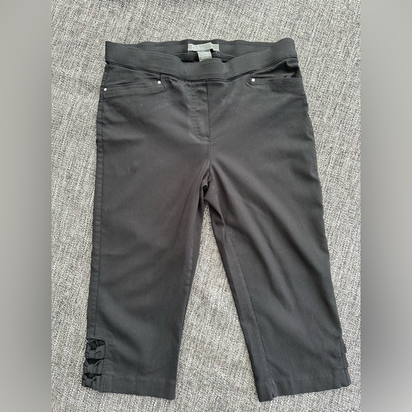 Black Stretch Capri Pants - Picture 1 of 4